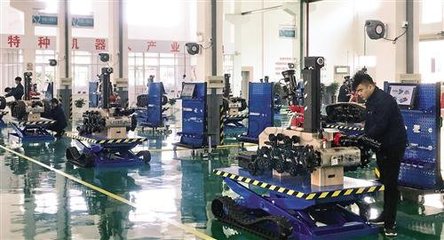 我國工業(yè)機(jī)器人服務(wù)行業(yè)突破百個(gè)領(lǐng)域，技術(shù)服務(wù)與開發(fā)并駕齊驅(qū)